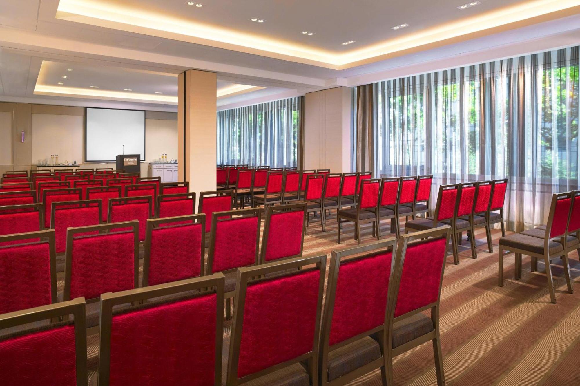 The Westin Grand Frankfurt Hotel Frankfurt am Main Exterior photo The meeting room